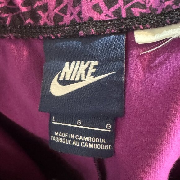 Nike Capris - Picture 3 of 5